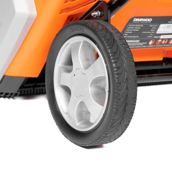 Снегоуборщик аккум.DAST 5542Li SET DAEWOO(21В+21В=42В,бесщет,2АКБ*5,0Ач,Li-Ion,ЗУ)