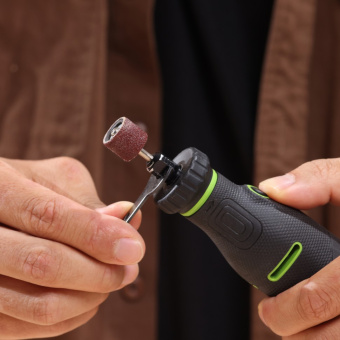 Гравер аккумуляторный Grenworks G24RT с принадлежностями 52шт., без АКБ и ЗУ) 3200807