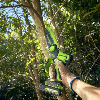 Пила цепная мини аккум. Greenworks GD24CS15 (24V, 15см, с авт. смазкой цепи, без АКБ и ЗУ) 2010107
