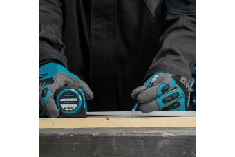 Рулетка GROSS Komfortabel 5 м*25 мм. обрезин. корпус  32562