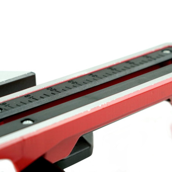 Пила торцовочная TEH TMS21018S