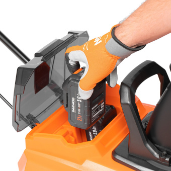 Снегоуборщик аккум.DAST 5542Li SET DAEWOO(21В+21В=42В,бесщет,2АКБ*5,0Ач,Li-Ion,ЗУ)